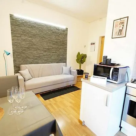 Corso Venezia House - Destiny 4 Apartment *